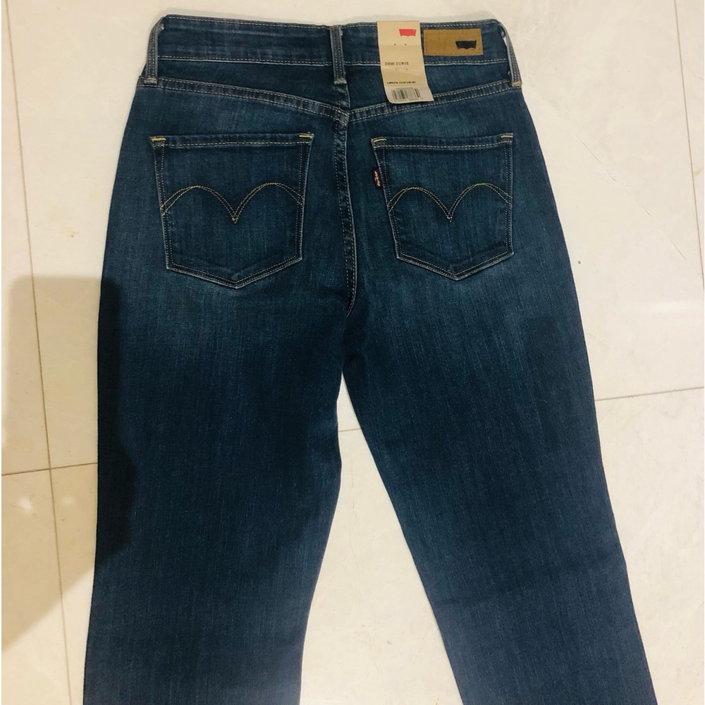 NWT Levi's Demi Curve Women's Mid Rise Straight Leg Jeans. Size 25 - Picture 2 of 11